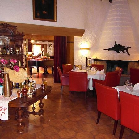 Castello Bianco Hotel Wadern Ngoại thất bức ảnh