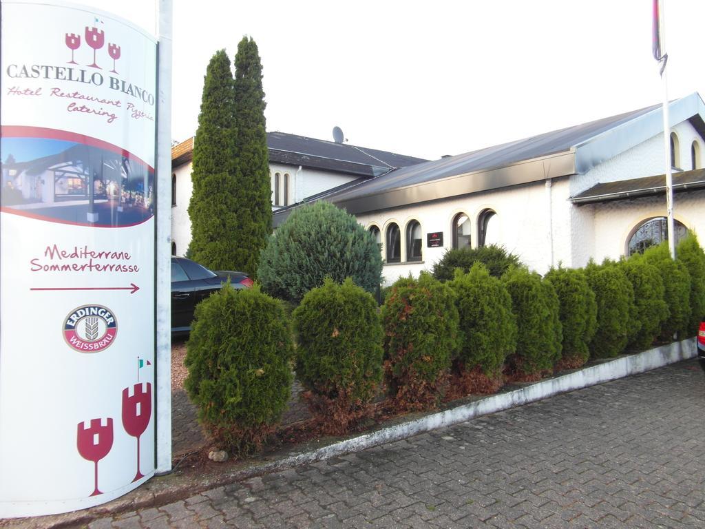 Castello Bianco Hotel Wadern Ngoại thất bức ảnh