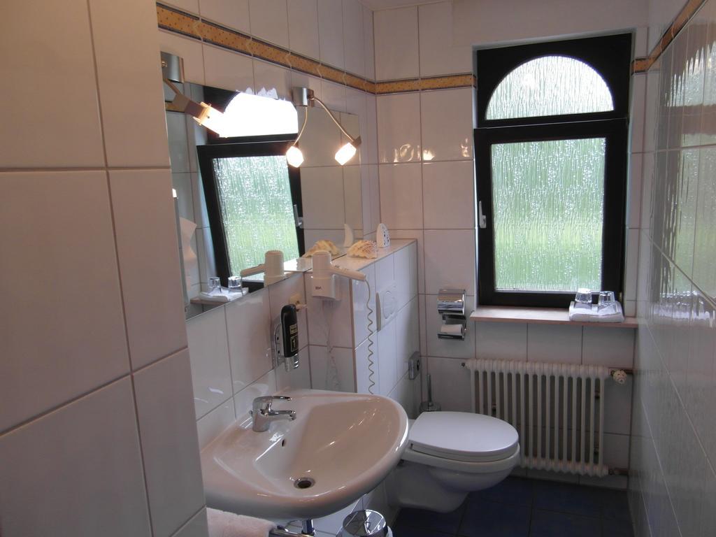 Castello Bianco Hotel Wadern Ngoại thất bức ảnh
